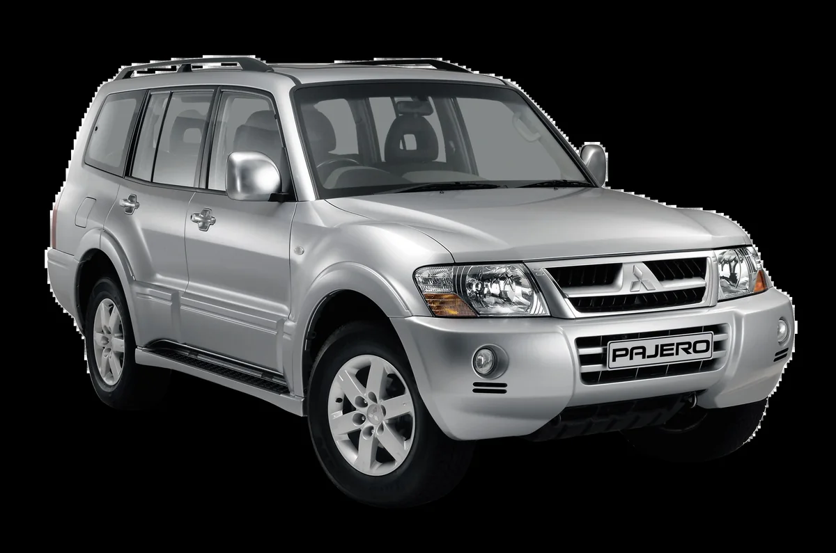Third-generation Mitsubishi Pajero five-door long-wheelbase (LWB) in silver, studio front-side view