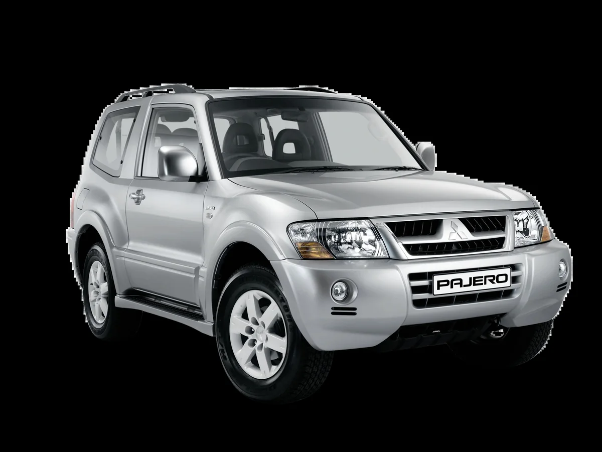 Third-generation Mitsubishi Pajero three-door short-wheelbase (SWB) in silver, studio front-side view